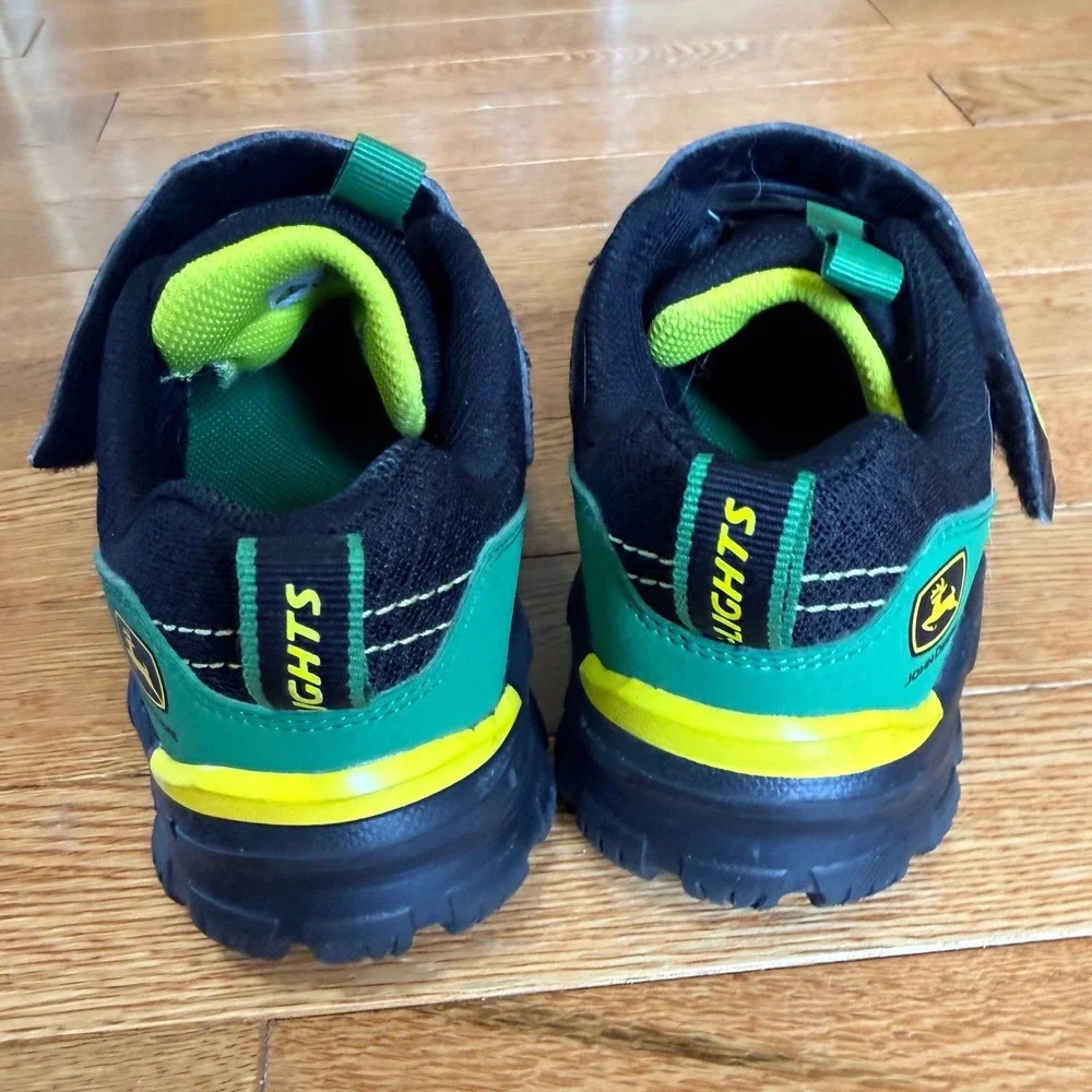 John Deere Skechers Boys Light Up Sneakers Green Black Size 1 407061L